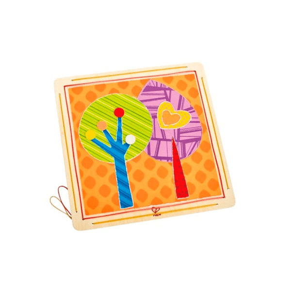 Collage del bosque encantando Hape