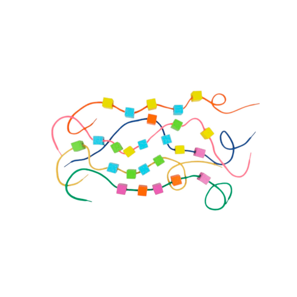 Cubos con cintas con 100 piezas