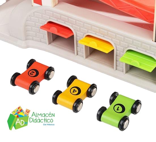 PISTA DE CARROS CON GARAGE 4 RAMPAS